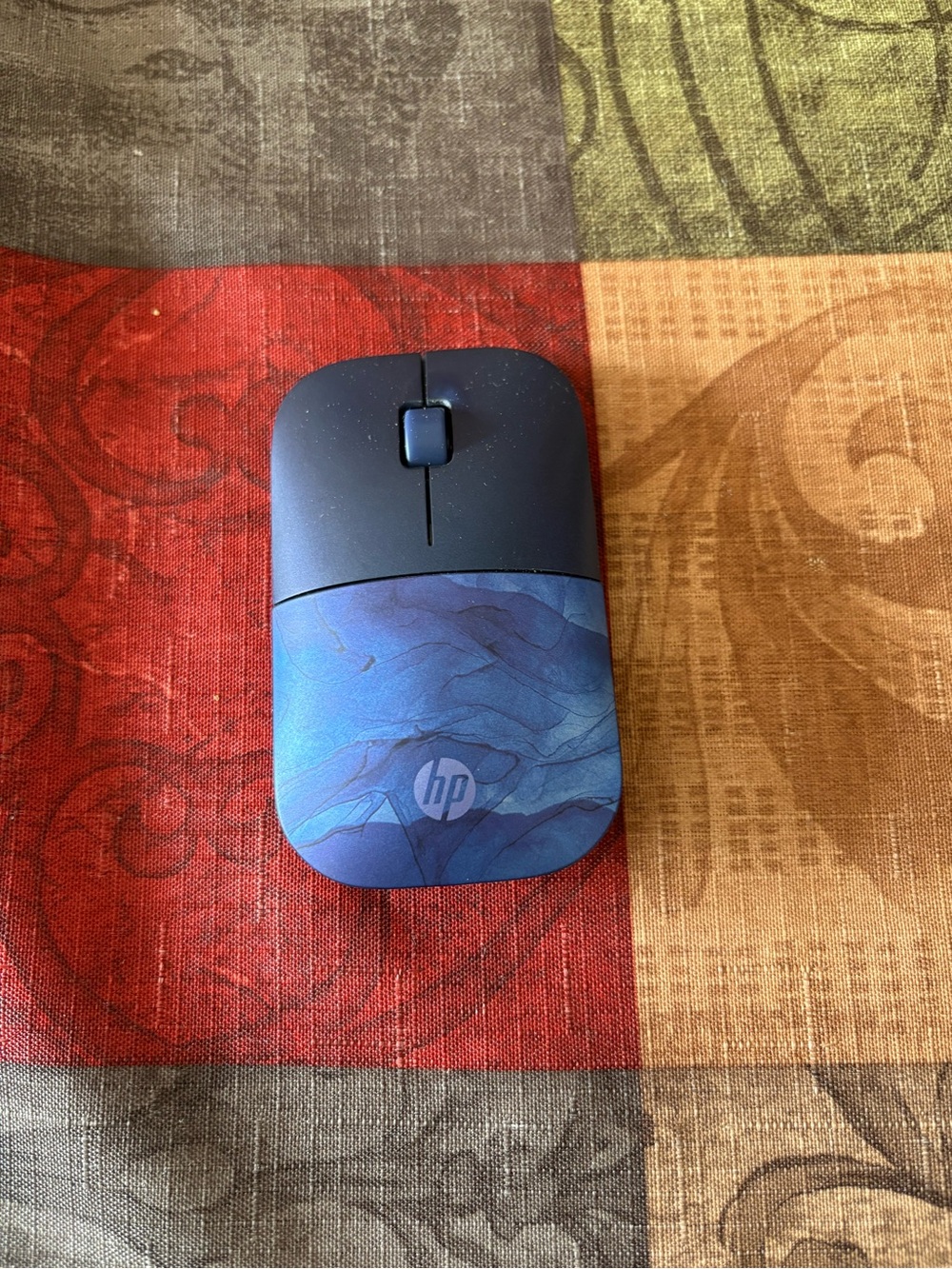 HP Z3700 wireless mouse in the blue lumiere pattern